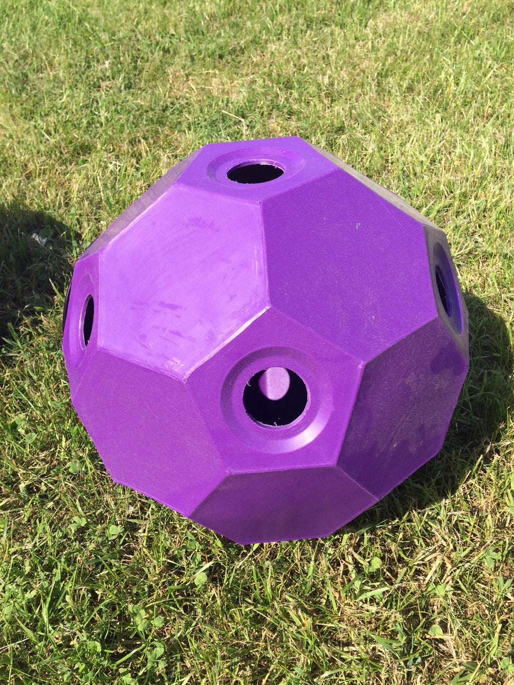 Parallax Hay Play - Purple - 43cm