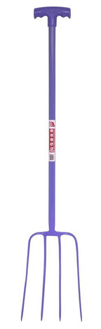 red-gorilla-4-prong-manure-fork-t-handle
