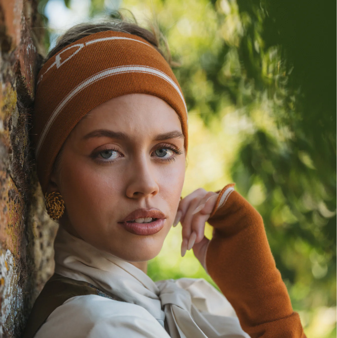 Waring Brooke Snaffle Headband Snood
