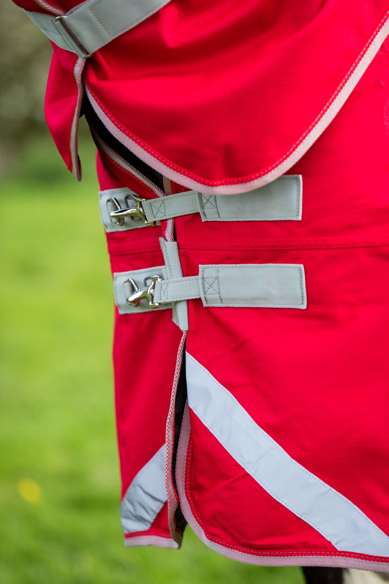 Swish Wide Fit 0G Detachable Neck Turnout Rug - Red